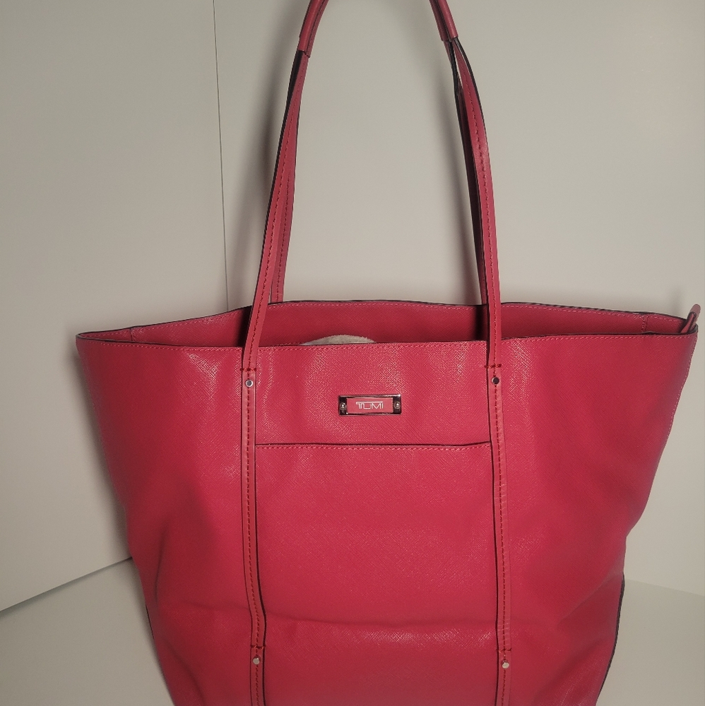 Tumi Coated Canvas Everyday Tote – Azalea (Pink)
